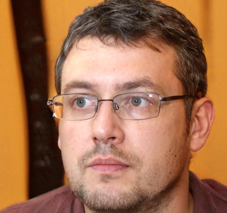 Porträt eines erfahrenen Finanztrainers